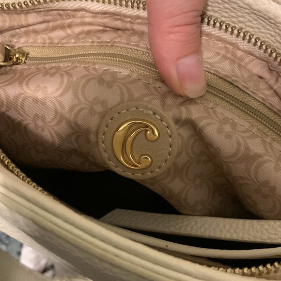 Cream Faux Leather Gold Trim Crossbody Shoulder Bag Charming Charlie’s - Picture 7 of 11